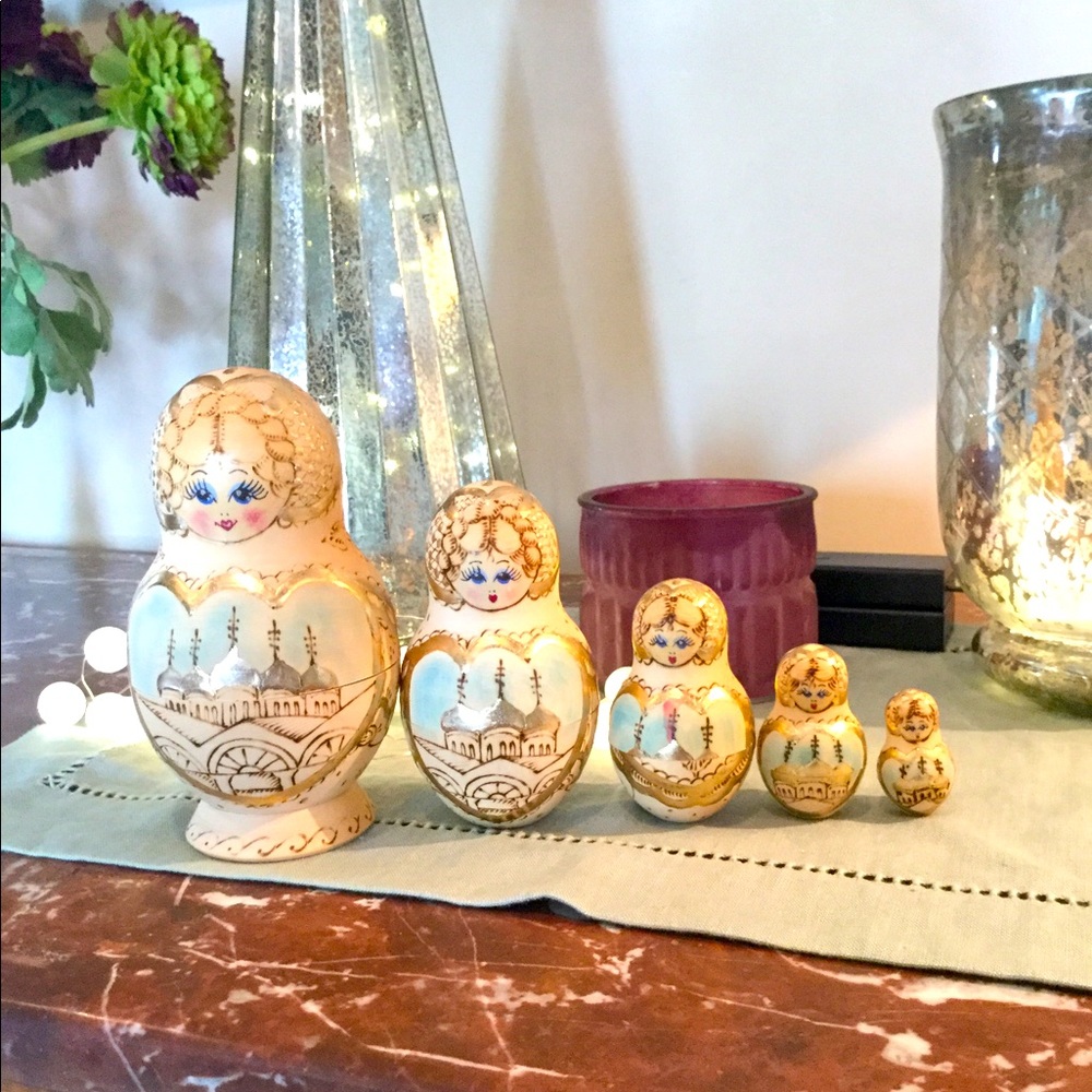 Russian Matrioska wooden figurines